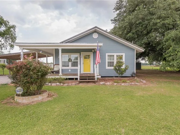 3348 Highway 107 S, Plaucheville, LA 71362