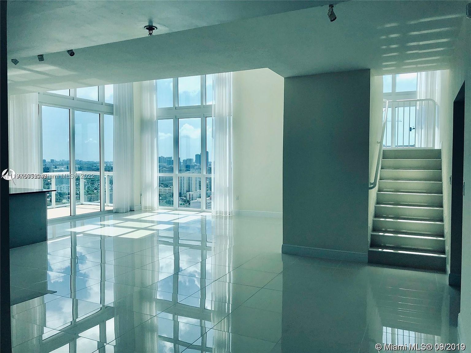 Picture of For Rent: 3 Bedroom Penthouse With Bq, Mojisola Onikoyi Estate, Off ...