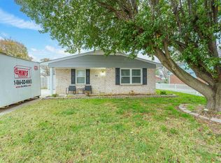 747 Sandra Ln, Owensboro, KY 42301