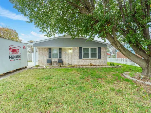 747 Sandra Ln, Owensboro, KY 42301