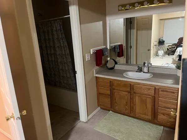 859 Forestglen Dr APT B, Bozeman, MT 59718