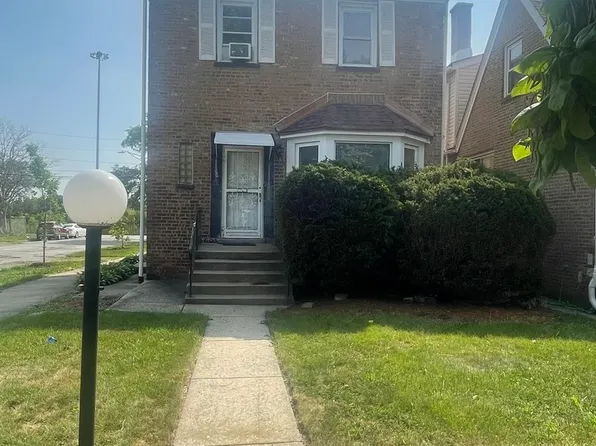 9601 S Perry Ave, Chicago, IL 60628