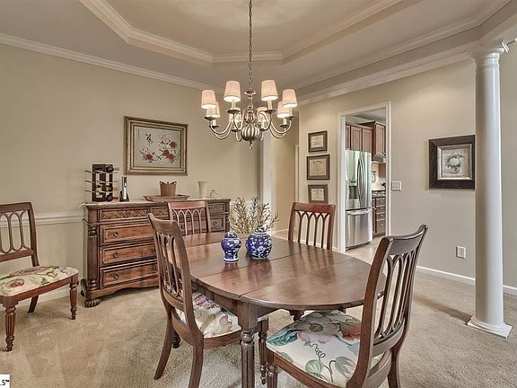 4th image of 104 Bedfordton Ct