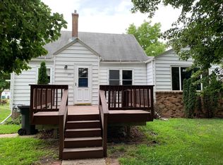 103 W 5th Ave, Lakefield, MN 56150