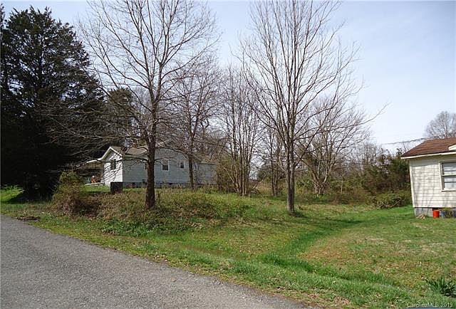 1st image of 109 Tipperary Dr