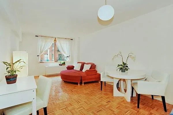 Sold by Corcoran | media 7