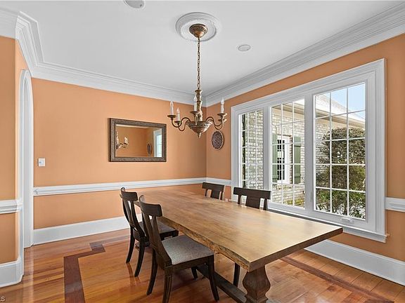 3rd image of 4200 Lupton Ct