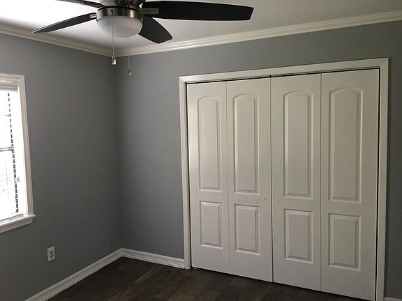 3rd image of 1217 E Stewart St #1