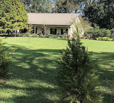 4th image of 125 Calvin Abadie Ln