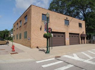 22 Spring St, Cary, IL 60013