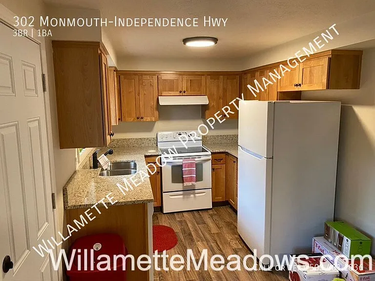 302 Monmouth Independence Hwy — Photo 10