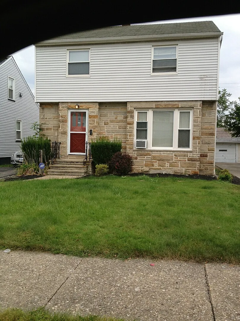 5210 Joseph St photo 1