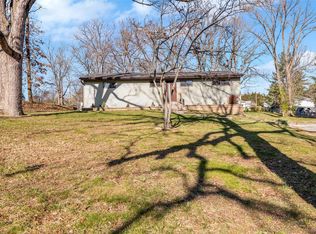 634 Buckley Rd, Saint Louis, MO 63125