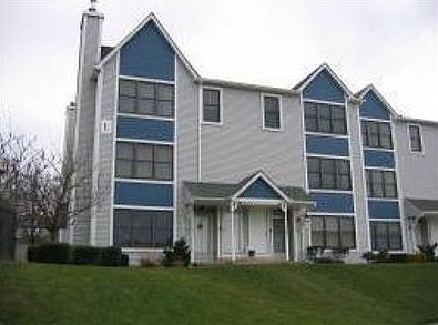 1st image of 30 Heritage Ln #515