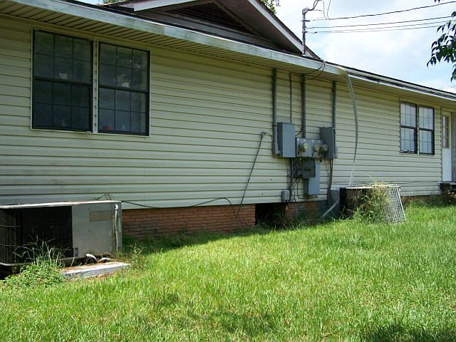 2nd image of 511 Fitzgerald Hwy