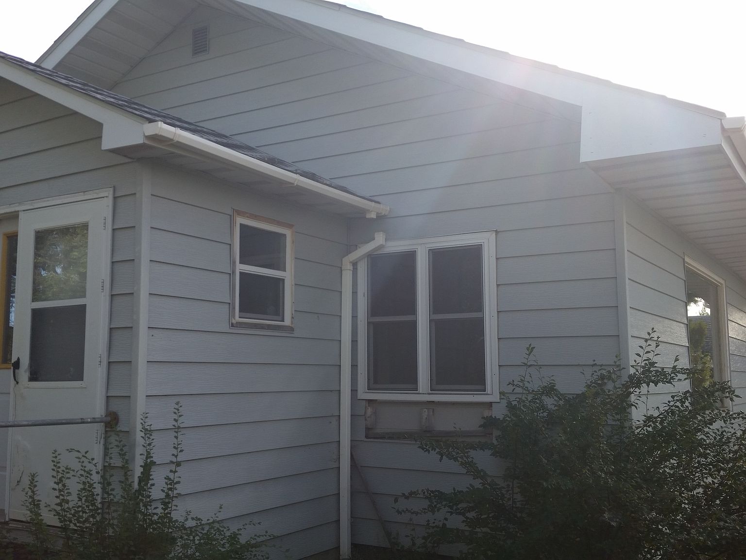 101 Park St, Scobey, MT 59263 Zillow
