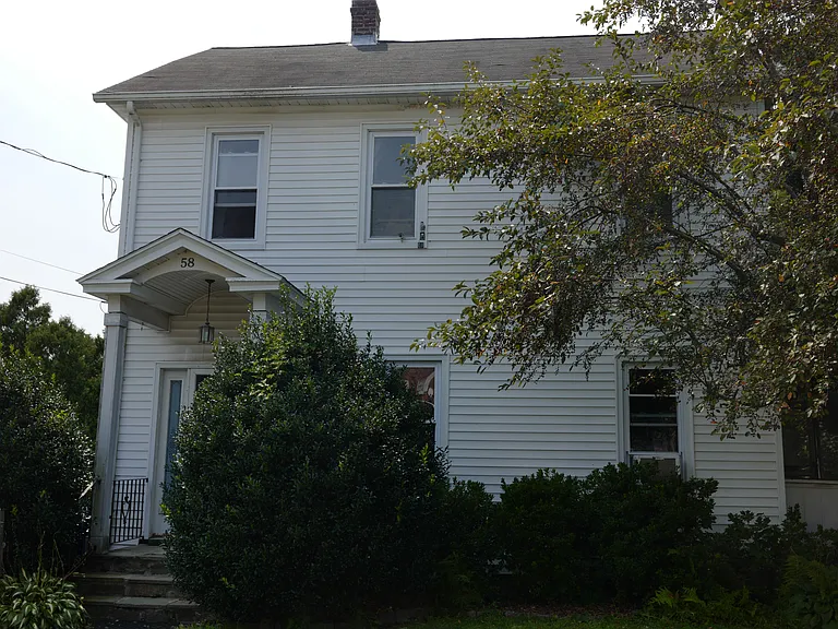 58 Davis St — Photo 1