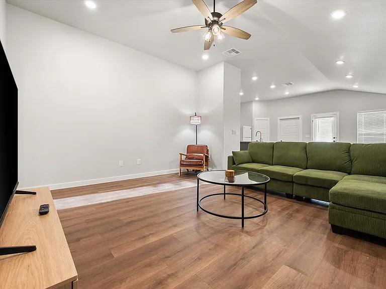 2140 Kokomo Ave — Photo 19