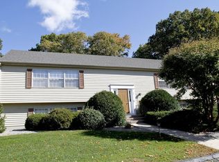 7 Brantwood Dr, Madison, CT 06443