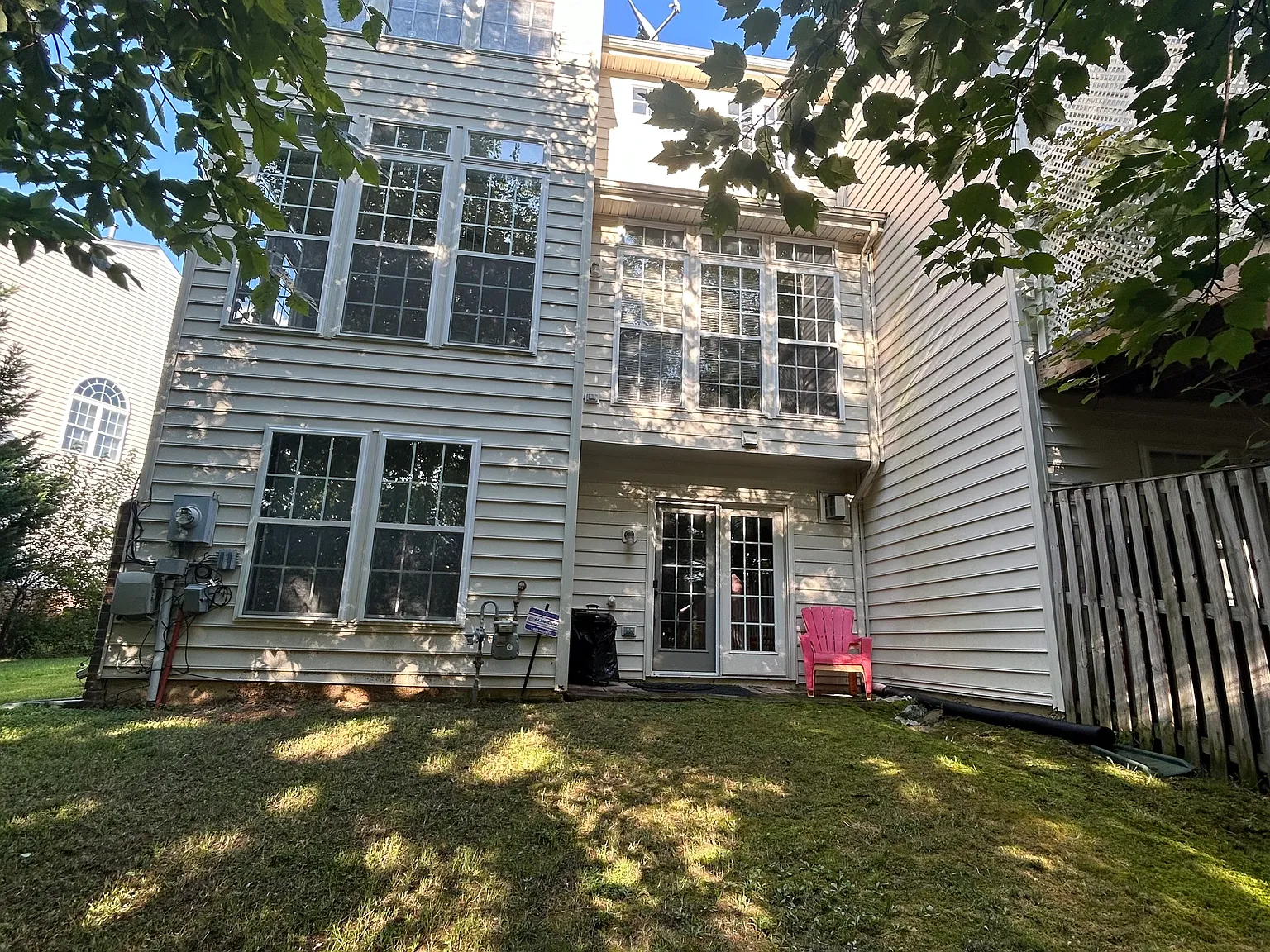 4 bed, 3.5 bath, 2960 sqft, $3,495 — Photo 4