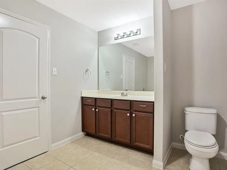 104 Indigo Brush Dr — Photo 36