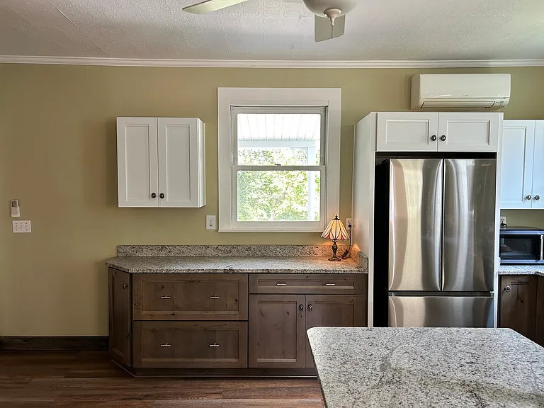 Brand new kitchen with granite counter tops