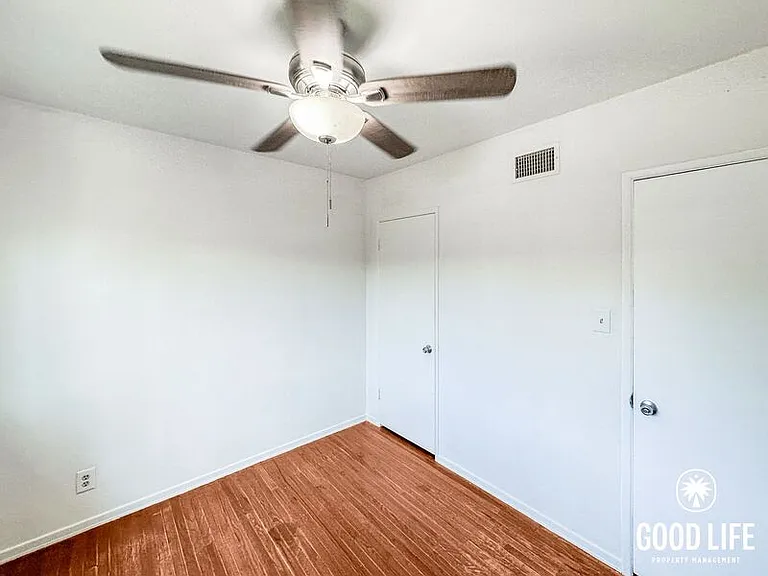 1770 W Chateau Ave — Photo 21