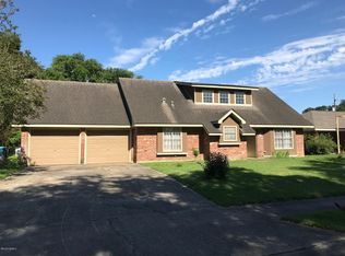 900 Omega Dr, Lafayette, LA 70506