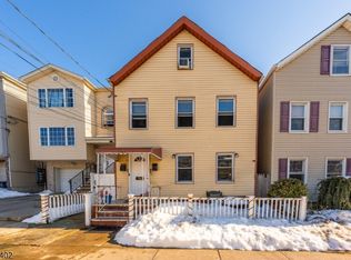 54 Florida St, Elizabeth City, NJ 07206