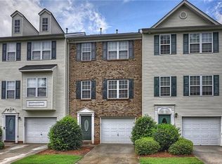 304 Langhorne Dr, Mount Holly, NC 28120