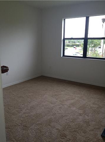 1st image of 9278 SW 39th St