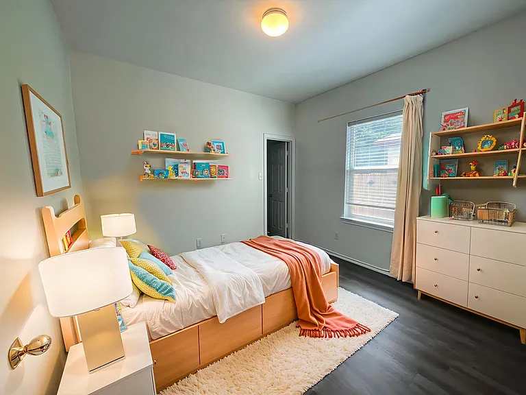 1232 Redman Ave — Photo 4