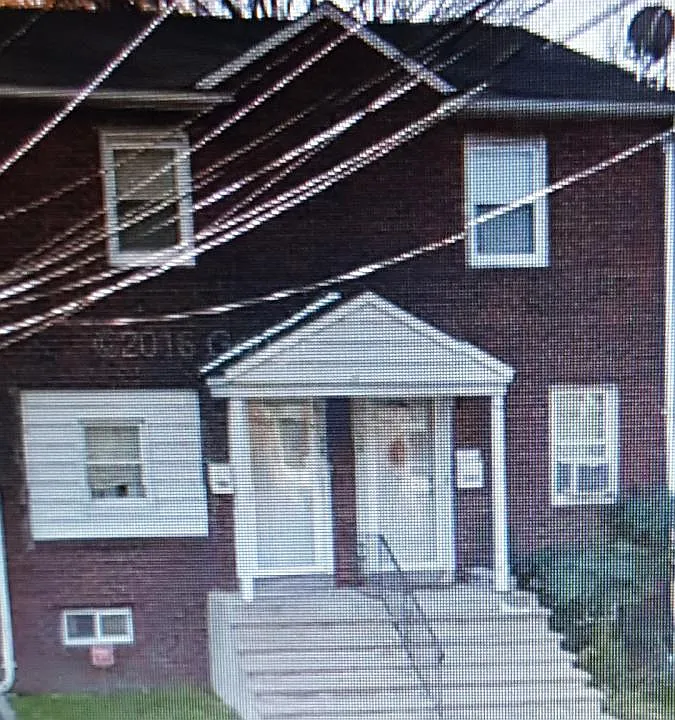 34 Dupont Pl