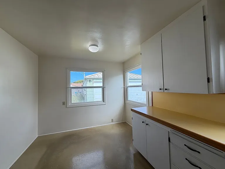 2231 Pine St — Photo 23