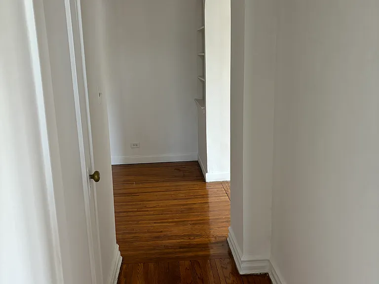 42-05 48th Ave #3D — Photo 10