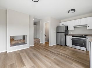 2435 W Layton Ave #2437, Milwaukee, WI