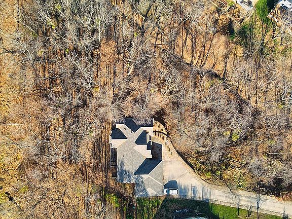 3rd image of 1815 Brown Deer Hollow