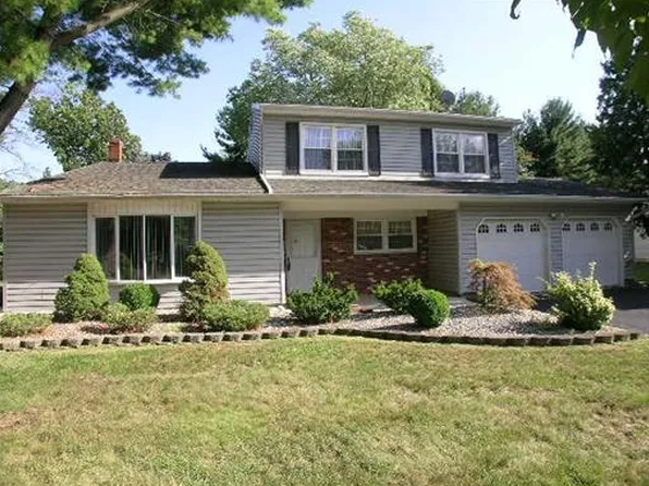 1 Edward St, East Brunswick, NJ 08816