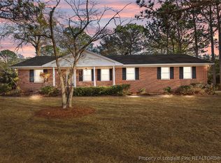 3659 Lake Forest Rd, Hope Mills, NC 28348