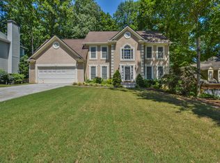 295 Channings Lake Dr, Lawrenceville, GA 30043