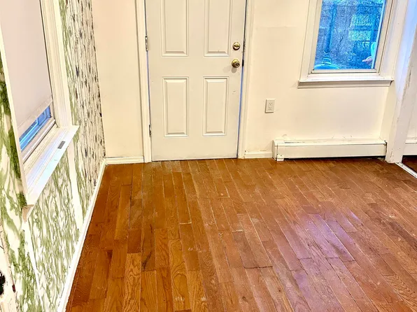 418 Central Avenue image 10 of 22