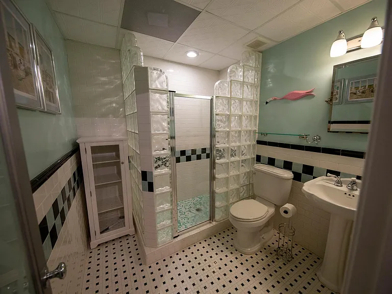 115 Rosebay Ln — Photo 5
