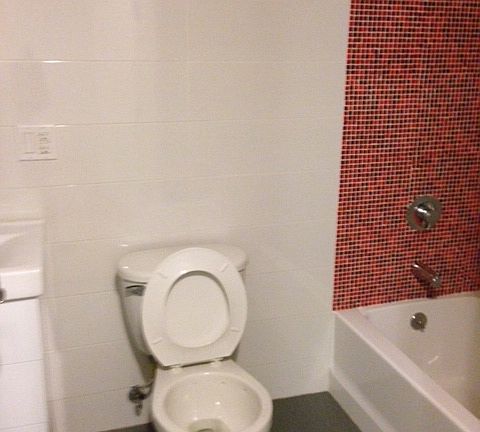 4th image of 192 Throop Ave APT 1