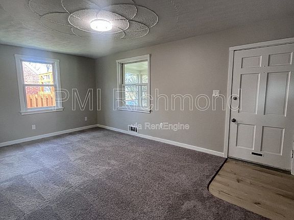 5th image of 3007 Grant St