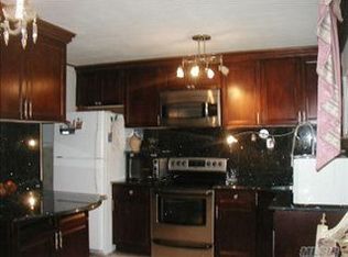 844 Dana Ave, Valley Stream, NY 11580