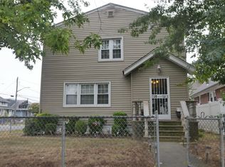 242-18 136th Ave, Jamaica, NY 11422