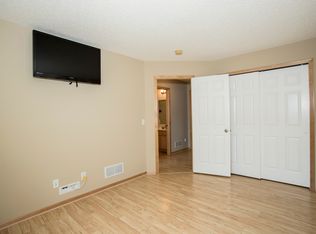 4119 Scott Ave, Robbinsdale, MN 55422