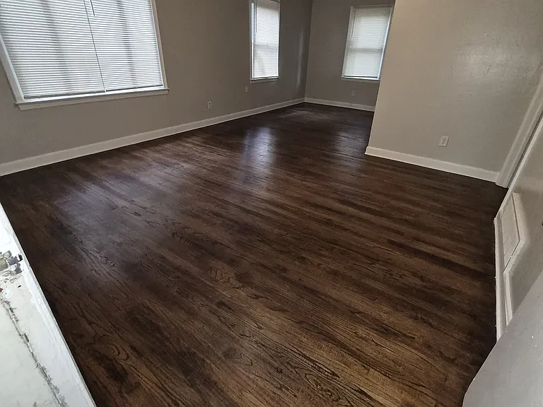 3535 Hester Ave — Photo 3