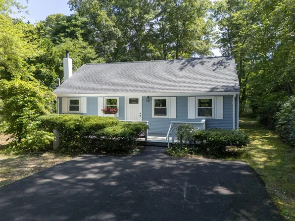 46 Lake Shore Drive, East Falmouth, MA 02536