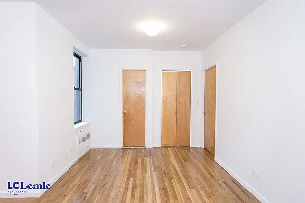 Rented by LC Lemle Real Estate Group | media 15